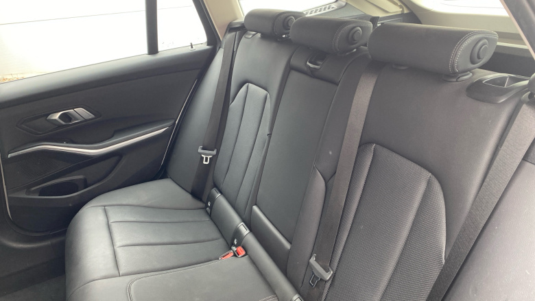 BMW 3 Series 320i Sport 5dr Step Auto Petrol Estate